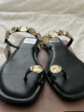 Dolce Vita Black Sandals